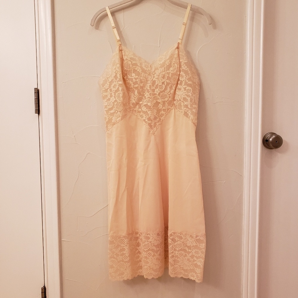 Vintage Nude Lace Trim Slip